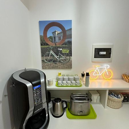 Bed&Bikerome Angelico Hotel Buitenkant foto